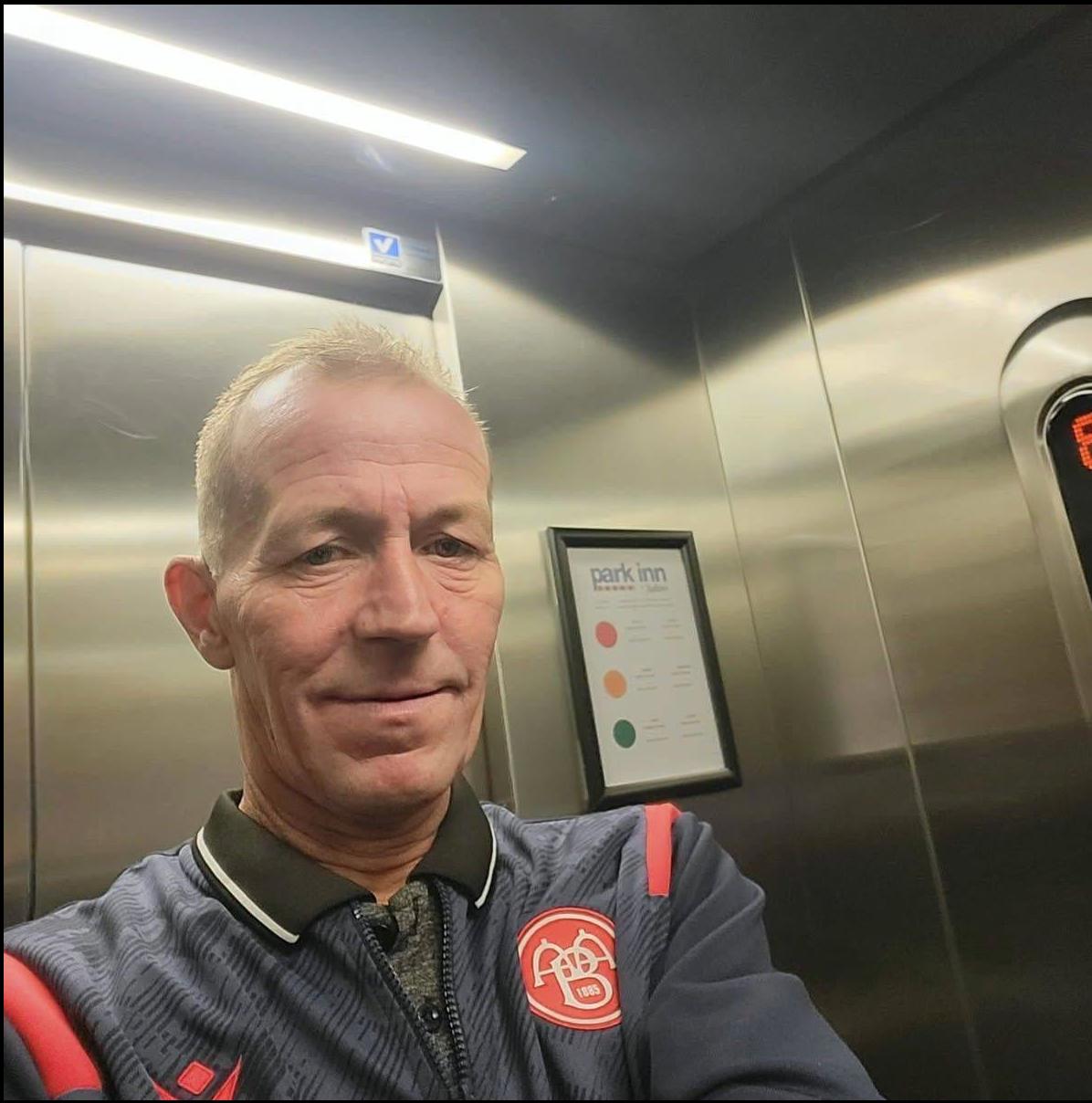 Jens B.